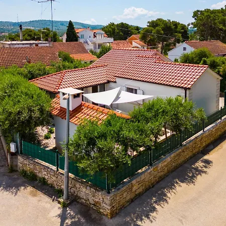 Anda - Kuca Za Odmor