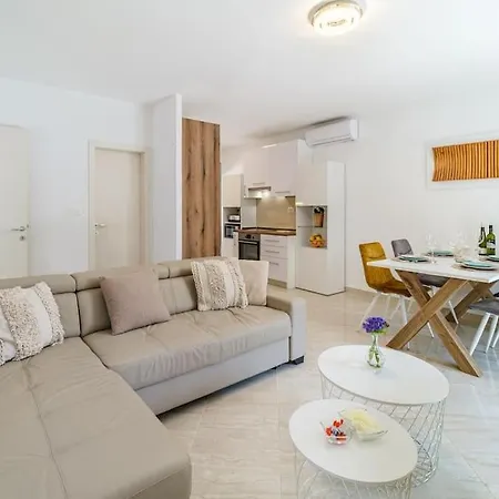 Anda - Kuca Za Odmor