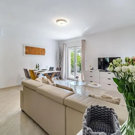 Anda - Kuca Za Odmor Ferienhaus Milna (Brac)