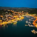 Anda - Kuca Za Odmor Feriehus Milna (Brac)